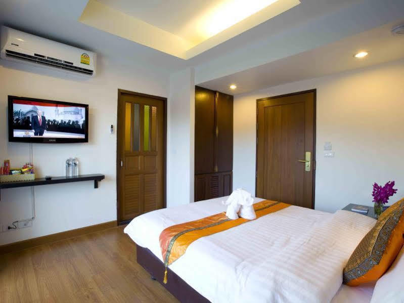 Korbua House Отель 3*