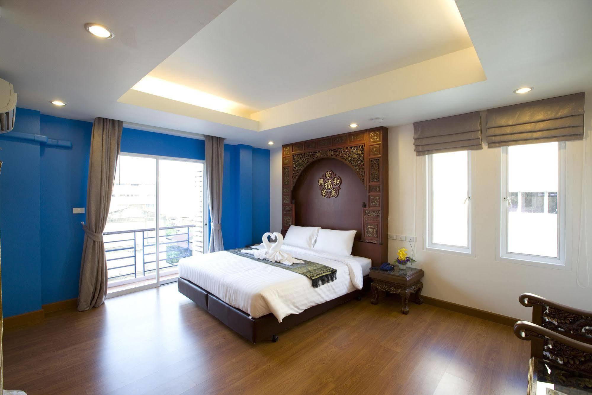 Korbua House Отель 3*